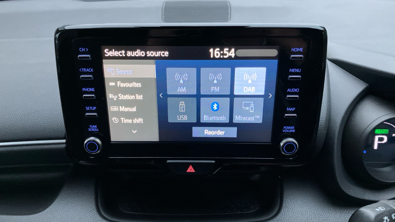 Toyota Yaris 1.5 Hybrid Design 5dr CVT Hybrid Hatchback